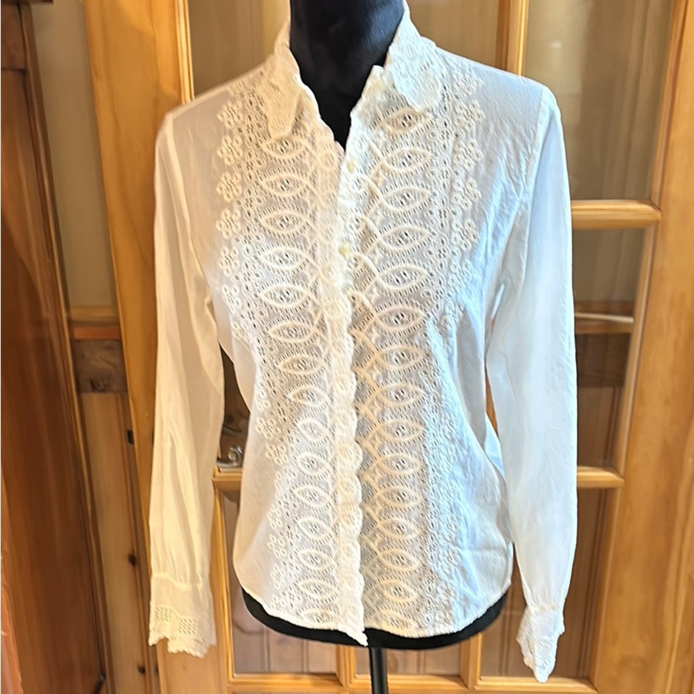 Elegant Ralph Lauren Off White Lace Blouse